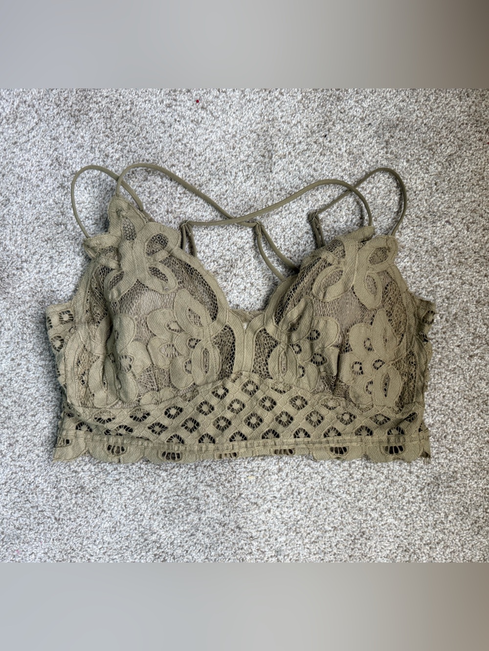 Zenana Outfitters Olive Green Lace Bandeau Bralette/Crop top size 1x adjustable